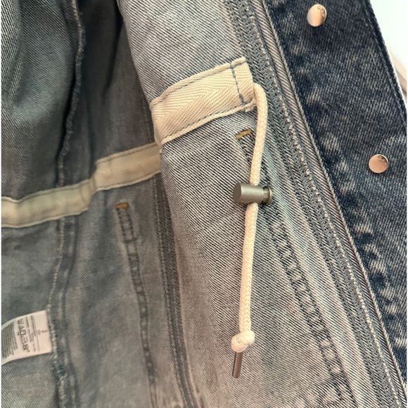 Gap Cinched Oversized Denim Jacket - Picture 4 of 10